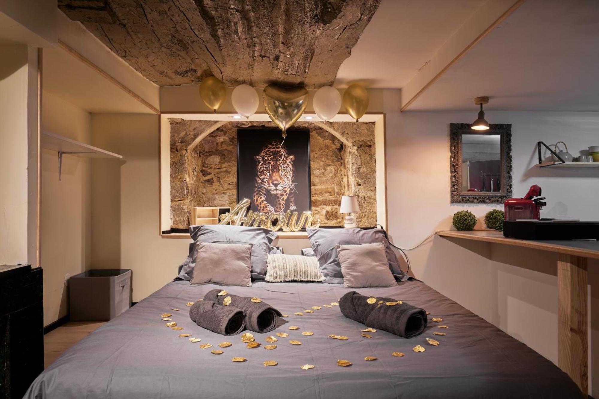 Suite Lovespa Coligny Экстерьер фото
